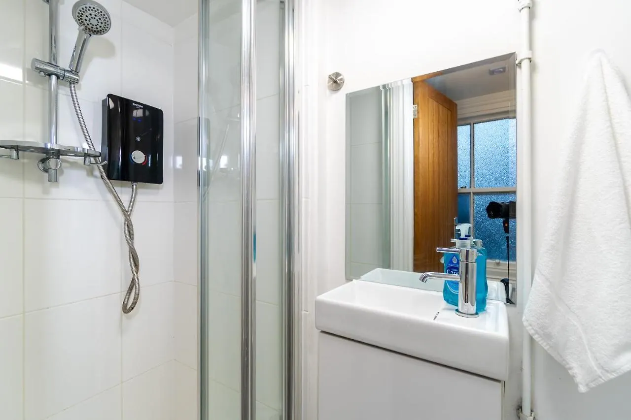 Apartamento Beside The Seaside - By My Getaways Brighton